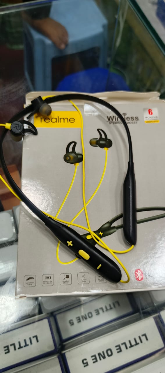 Realme Wireless Stereo Neckband Headset ? Bluetooth 5.0 | Deep Bass, Long Battery, Sweatproof Earphones (Copy)